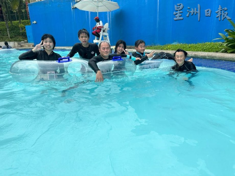 柔:【特稿】:热浪来袭 饮食不当加剧“热气” 中西医分享避暑妙计