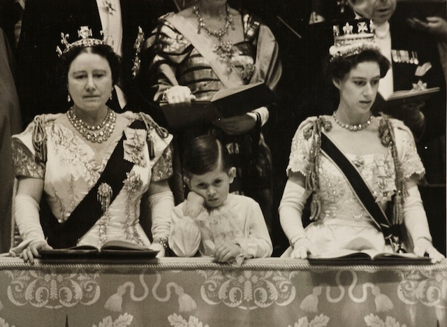 查爾斯加冕︱6件您可能不知的事　英王曾遭欺凌缺乏家庭溫暖5
