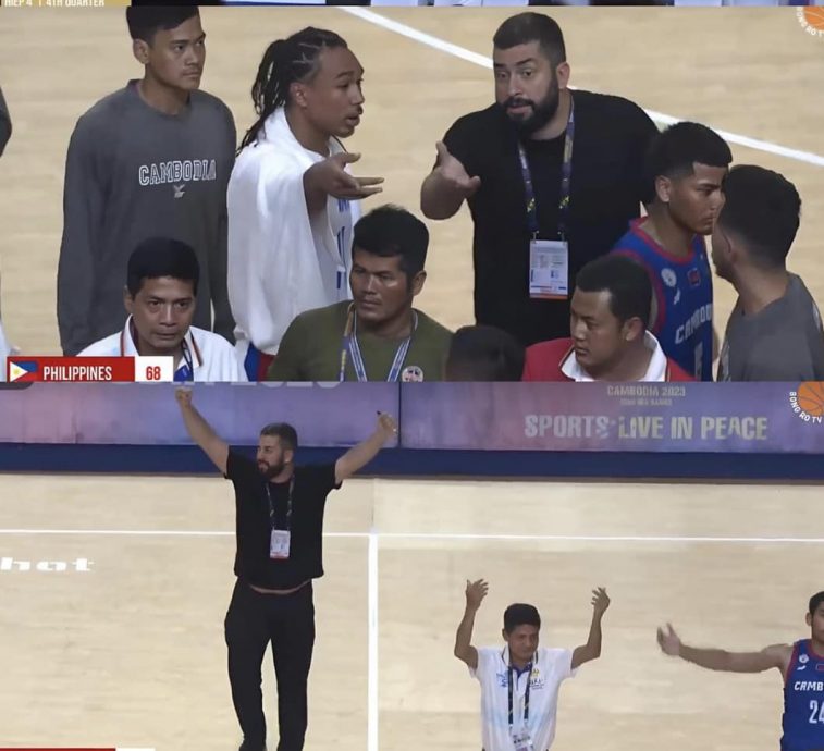柬埔寨东运会篮球赛| 主帅比赛未结束喊停庆祝惹议  柬国历史首胜菲男篮