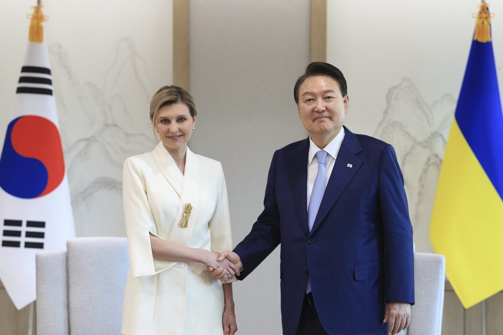 波兰证实李辉访华沙  乌克兰第一夫人未请求韩国提供武器