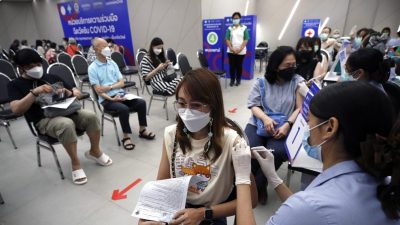泰国泼水节假期结束 冠病感染人数大增