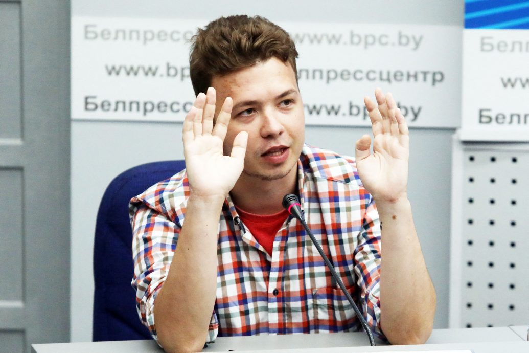 看世界)白俄异见记者1586罪名成立 囚8年