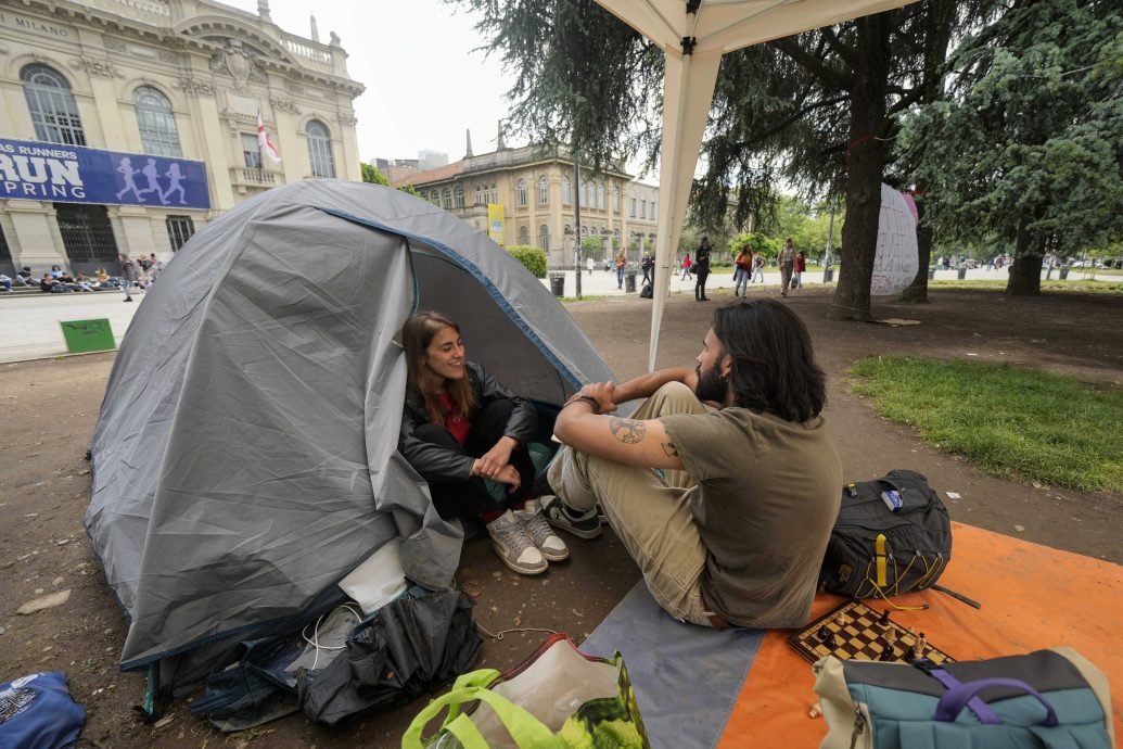 看世界／意大利校园兴起帐篷潮抗议高租金 衍生政治风暴