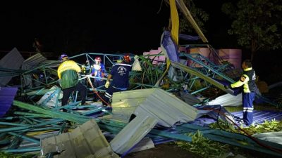 泰国北部披集府小学屋顶倒塌 7死18伤