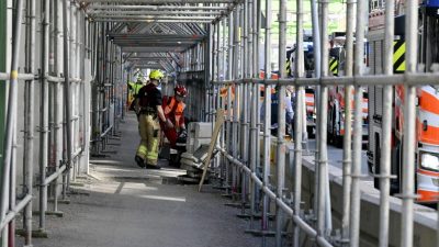 芬兰大城天桥倒塌 至少27伤 多为儿童