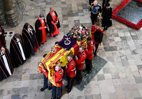 英国女王国葬帐单出来了　花掉纳税人1.62亿英镑