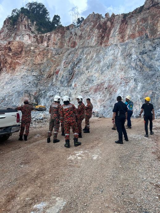 采石场再肇意外 巫男遭高处滚落巨石击中身亡