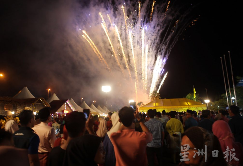 霹州警方开斋节庆典，3000人出席欢庆