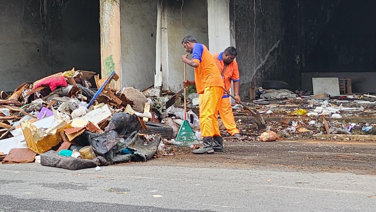 NS芙蓉/龙城第八区非法垃圾场估计有多达300吨垃圾，SWCorp与市政厅联手清理
