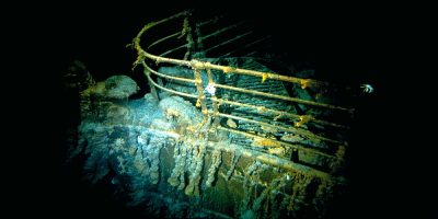 Rescue teams search for missing submersible near Titanic wreck