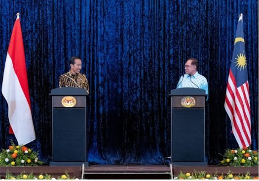 安华与印尼总统佐科威联合新闻发布会