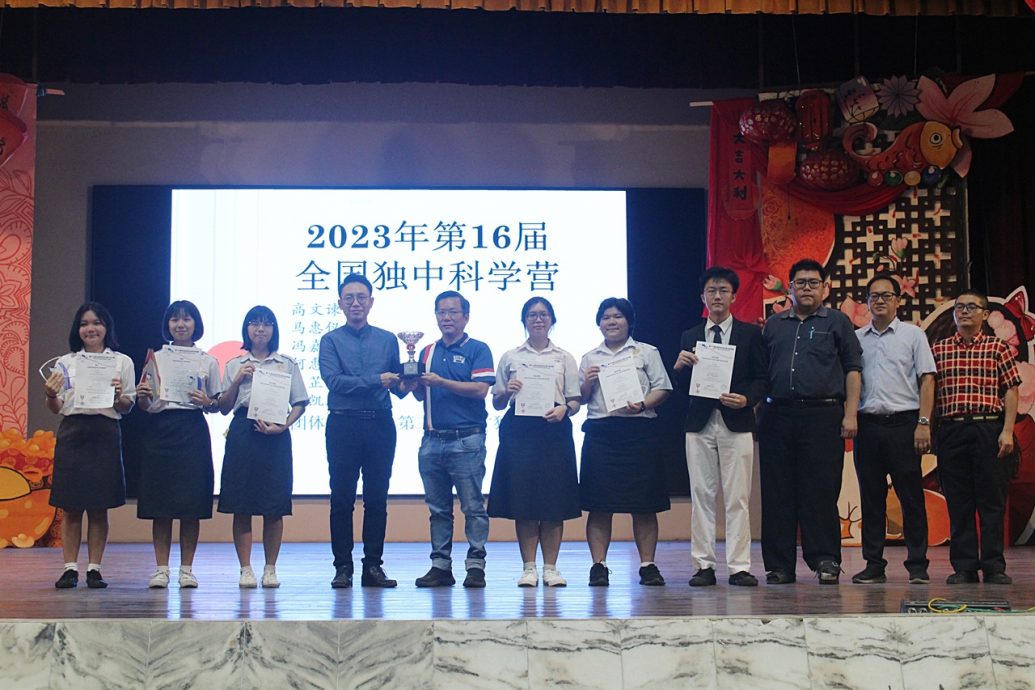 華文獨中科學營  育才獨中獲個人銀帶獎 團體獎第三名