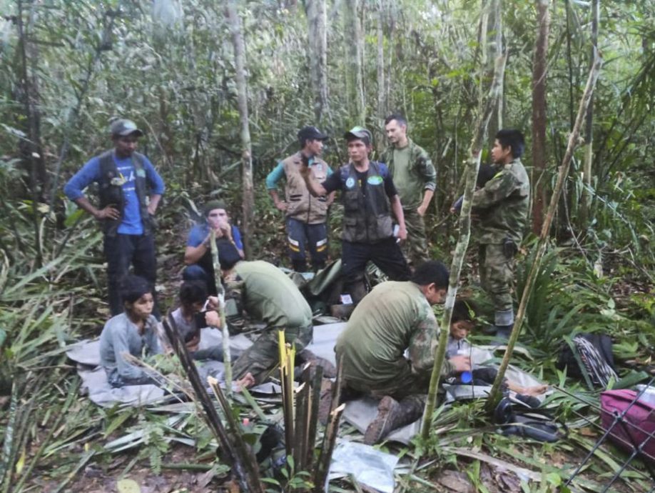 奇迹存活！哥伦比亚总统推文：在亚马逊丛林走失40天的4孩童找到了