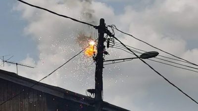 沙威老街电缆失火   吓坏村民商家游客