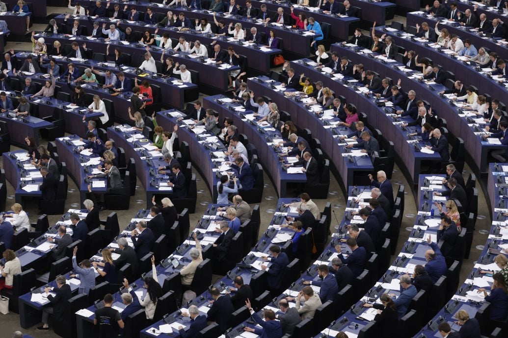 欧洲议会通过AI监管法案重要文本