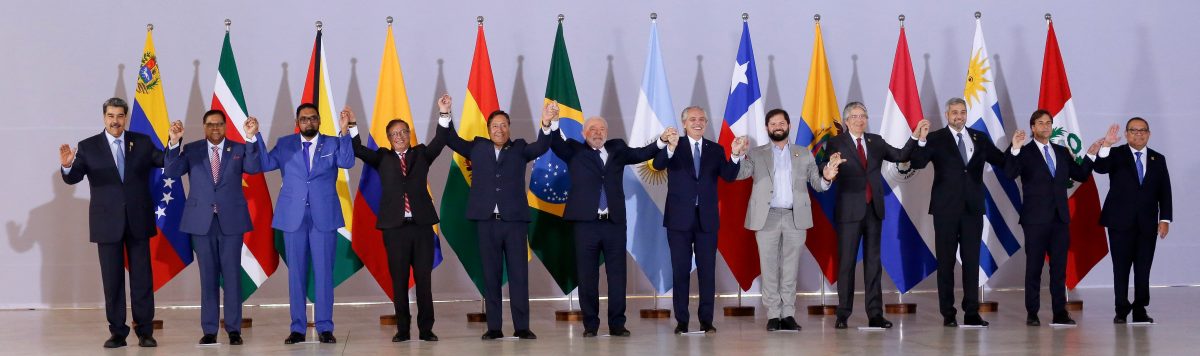 看世界)南美洲国家峰会｜卢拉向11国喊话：创立南美货币抗衡美元