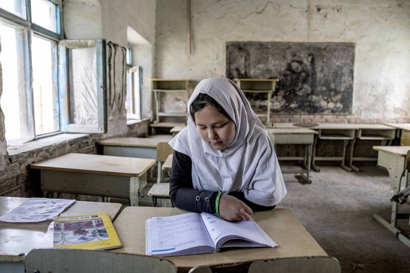 看世界／富汗80名女学生中毒 当局称恐为挟怨报复