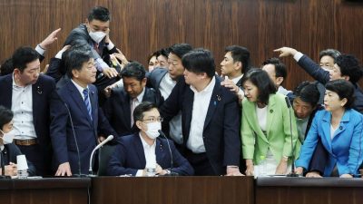 日本修正入管法 申请难民3次失败可驱逐出境