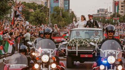 约旦王储完婚  首都民众夹道祝贺