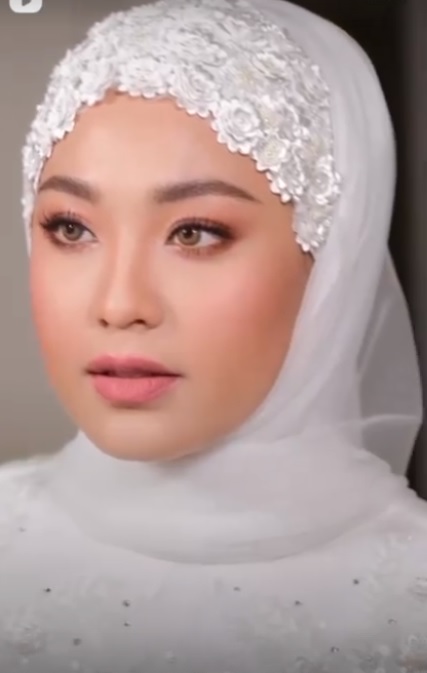 视频|豪花近万元聘泰国化妆师 马来演员气质出嫁！