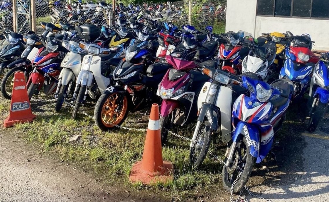 （大北马）威北警方取缔非法飙摩托车活动