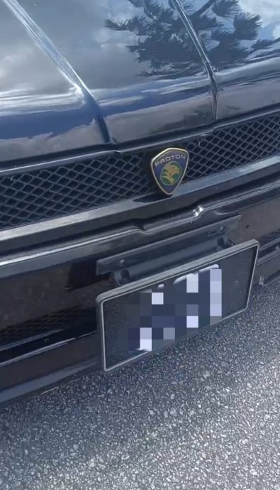 (大北马)小学生驾车险酿意外