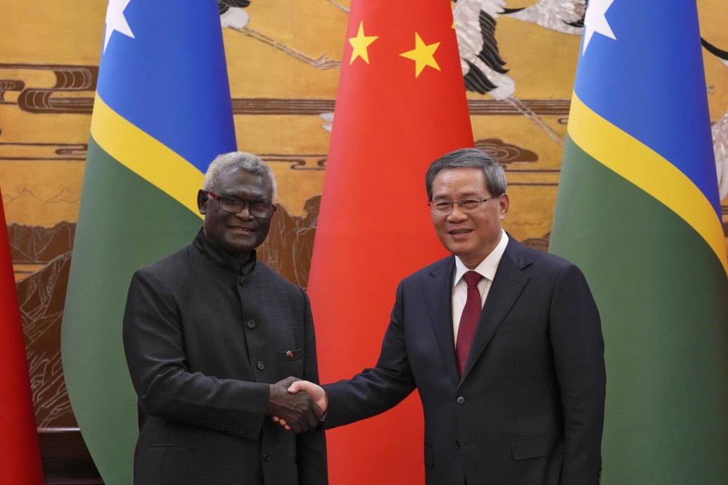 中国与所罗门群岛签署警务合作协议