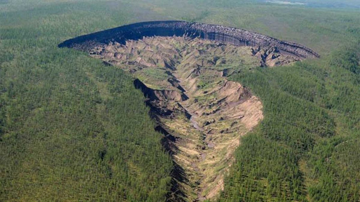 全球最大永冻土融化中 俄罗斯“冥界之门”融洞加速扩张