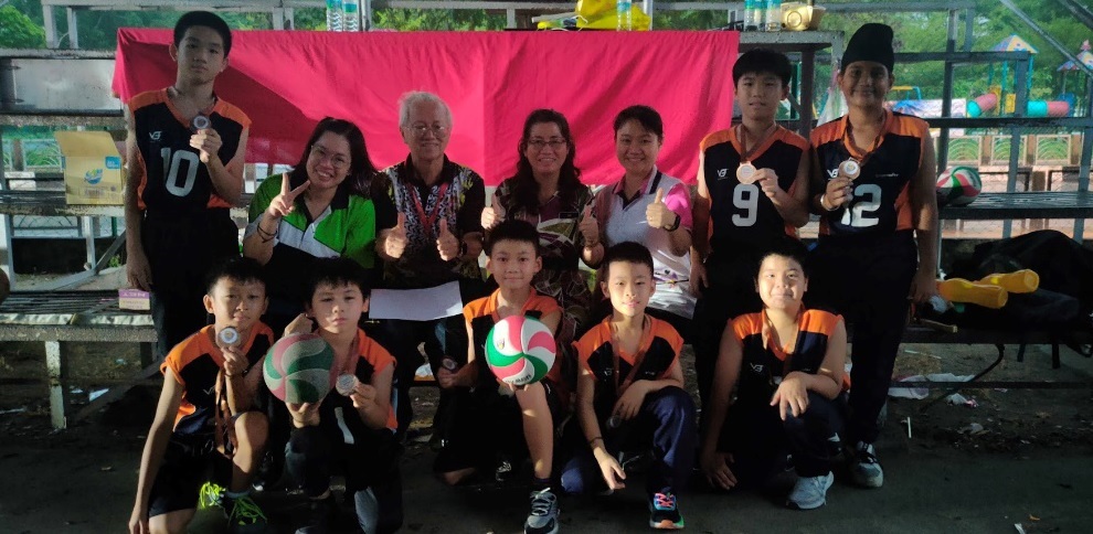 双溪古月应新小学 排球比赛和华语诗歌朗比赛表现优异
