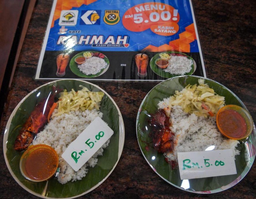  大学生追棒“爱心餐单”  餐厅老板：日赚约RM1000