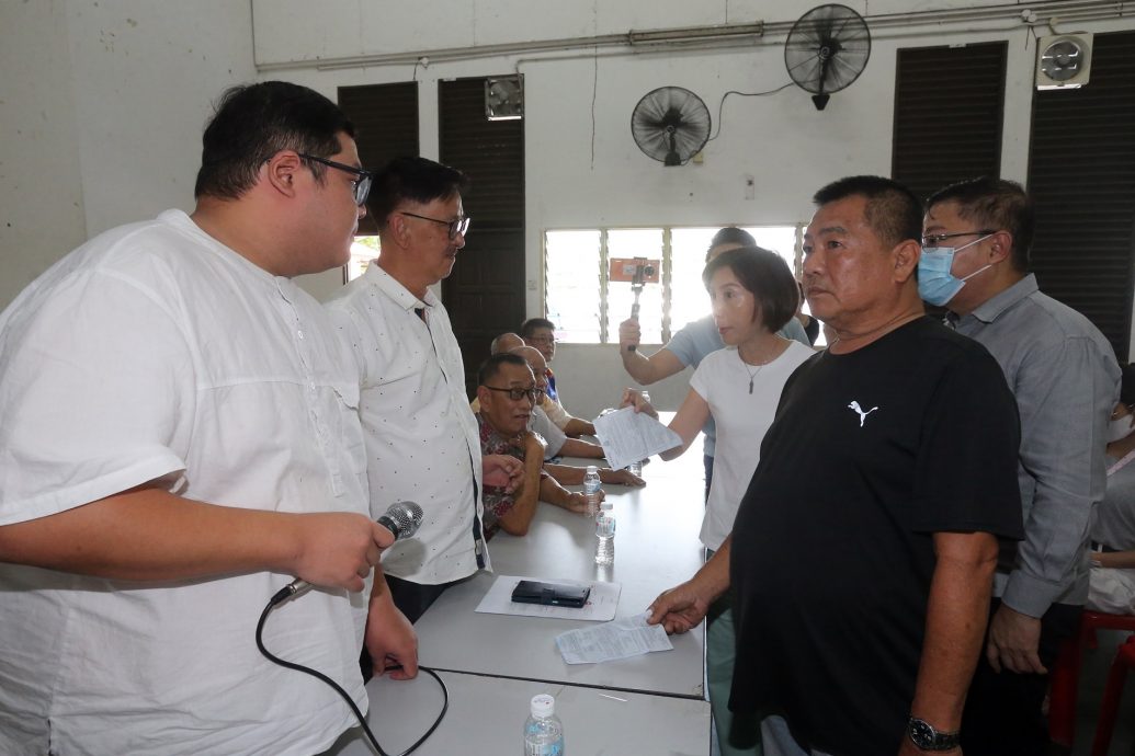 封面-大都会-沙叻秀新村逾50户接交通罚单/6图