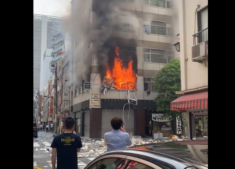 日本东京建物惊传爆炸起火 已知4人受伤