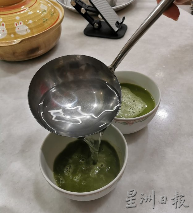 柔：封底：食客指路之私房好菜（8月1日刊）：黄美珍分享擂茶及扣肉包，卖相口感俱佳