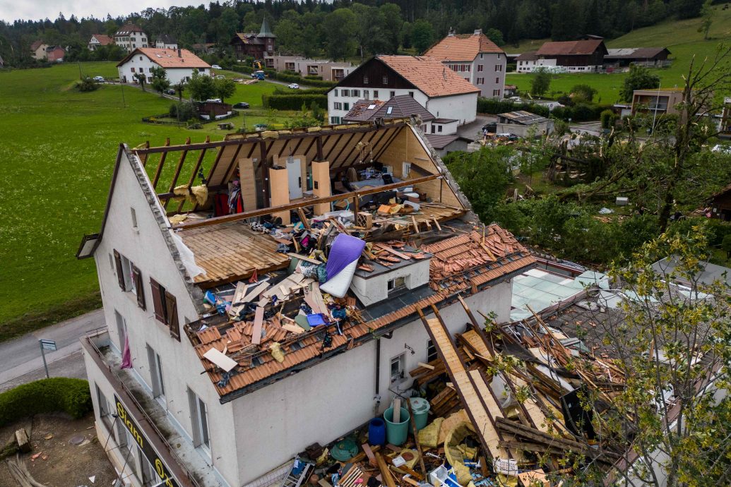 看世界／风暴袭击瑞士 酿一死15伤