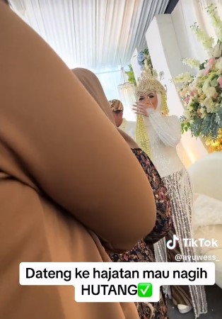 视频 | 新娘欠RM5000迟迟未还·婚礼上被追债超尴尬