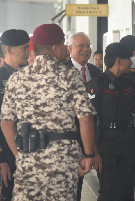 1MDB洗钱滥权案|高庭明天裁决主审法官是否退审