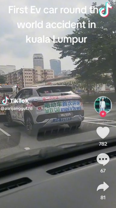  ​“首辆环球电动车”吉隆坡车祸  网：外国人难“驾驭”大马道路的！ 