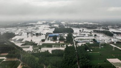 北京140年最大降雨量 河北涿州断粮 民众呼救