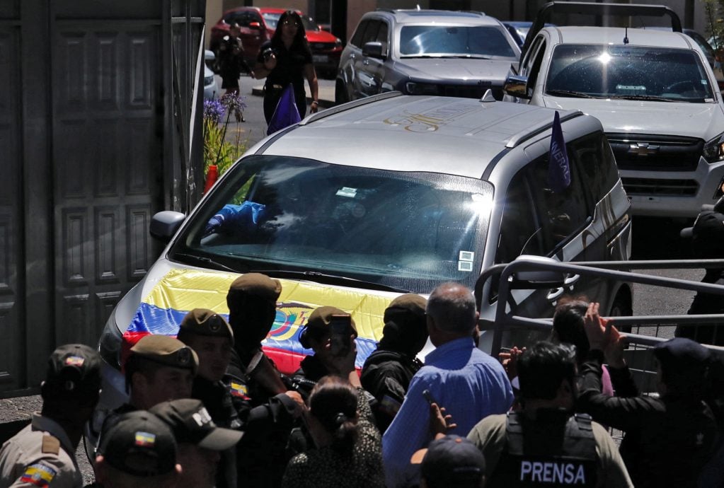 厄瓜多尔总统宣布进入紧急状态 大选将如期进行