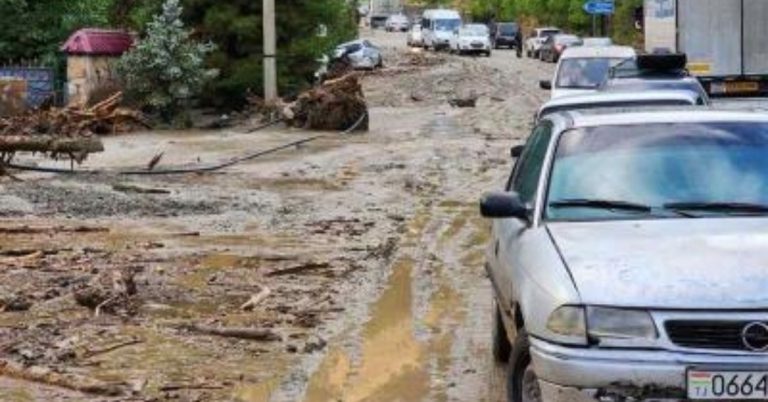 塔吉克暴雨成灾 至少21人罹难