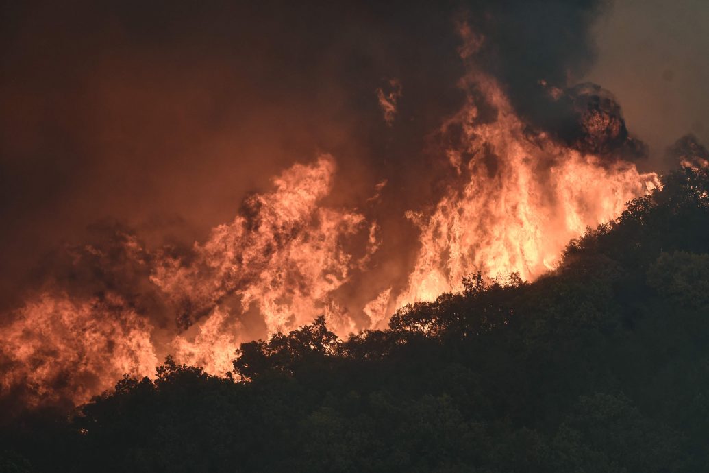 希腊野火烧毁面积超越“大苹果” 刷新欧盟纪录