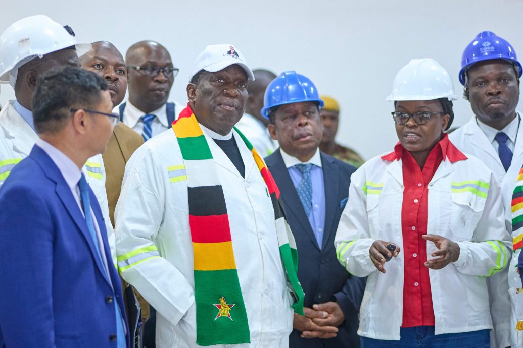 看世界／津巴布韦总统出席中国援建火电站扩容项目投产仪式