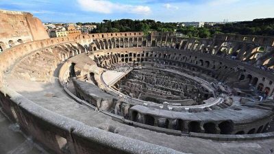 罗马竞技场“鼠辈横行” 市政府展开灭鼠计划