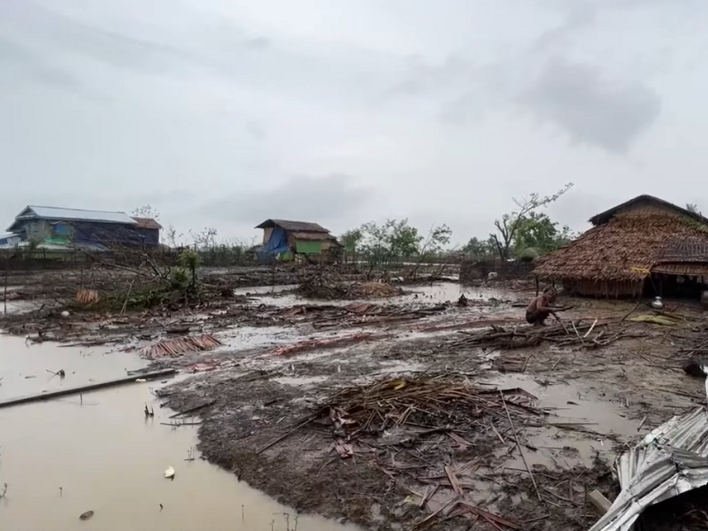 缅甸季风降雨酿灾5死 4万人撤离家园 