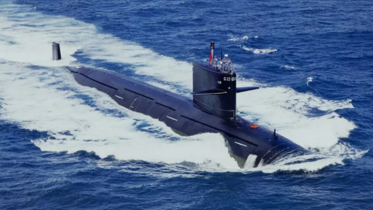 网传解放军093核潜艇在台海失事 中国防部斥：纯属谣言