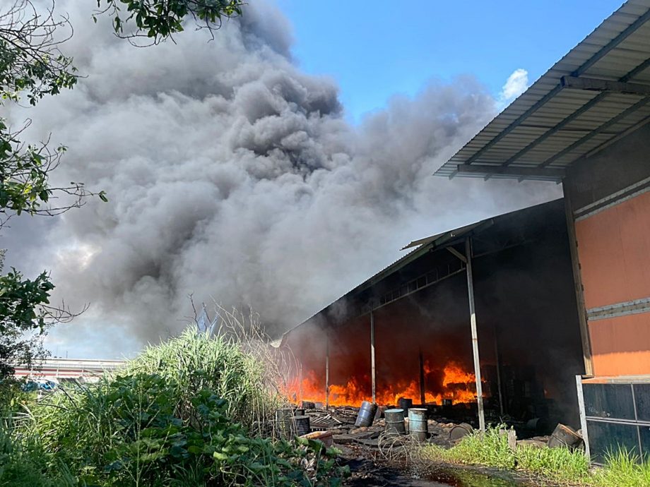 （已签发）柔：士乃泗隆路工厂著火，幸无人伤亡