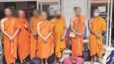 7孟加拉人冒充僧人 入境大马前在合艾被捕