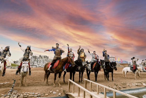 【中国】从沙漠到草原，看内蒙古的现代与传统
