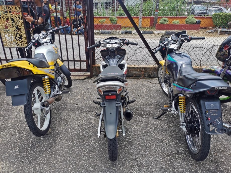 東：登州陸路交通局強調，“摩托車特別行動”不是針對“雅馬哈RXZ摩托車集會”。