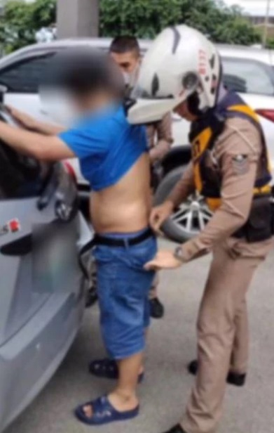 中国女子在泰遭同胞绑票 车子追尾夺门求救